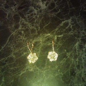 WG plated flower shape earing's